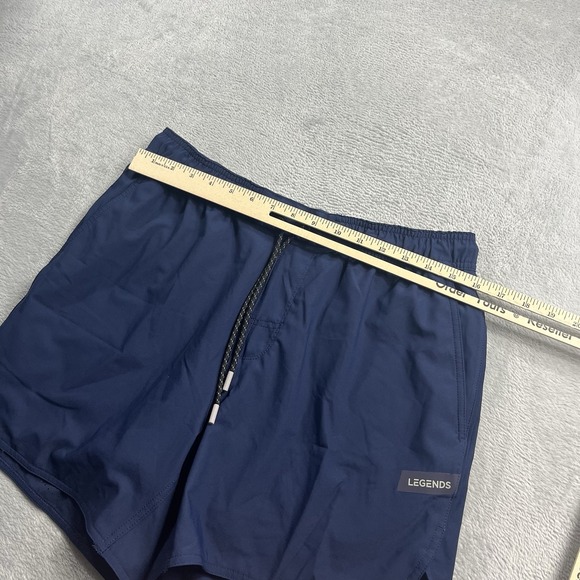 Legends Running Luka Shorts Men L Reflective Durable Breathable Zip Pocket 5"EUC - Picture 4 of 10